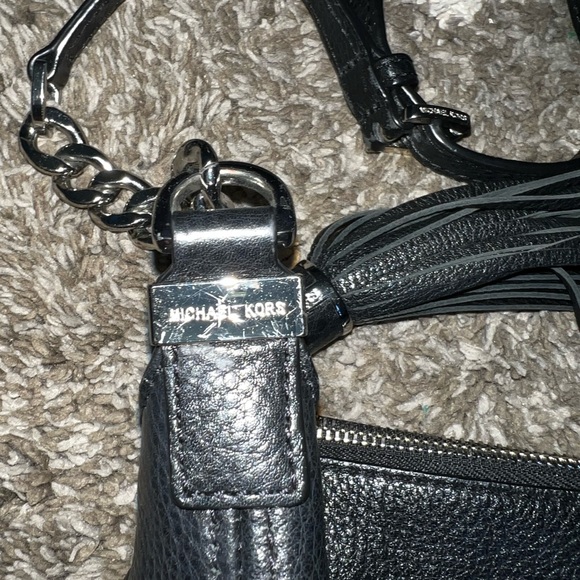 Authentic Michael Kors crossbody bag - Picture 8 of 11